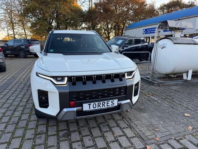 SsangYong Torres 2WD Quartz