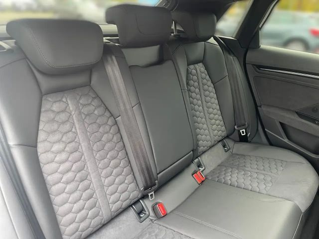 Audi RS3 S-Tronic Sedan