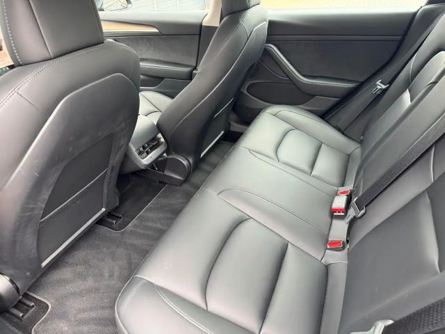 Tesla Model 3 AWD Dual Motor Long Range