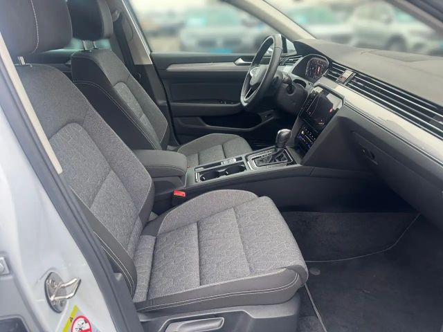 Volkswagen Passat 2.0 TSI Business DSG Variant