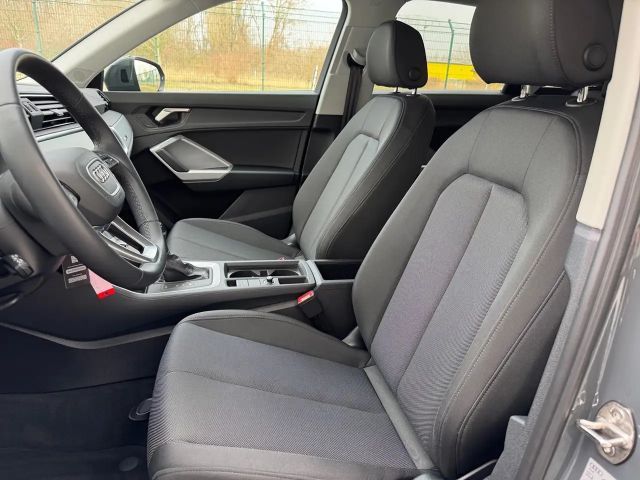 Audi Q3 35 TFSI S-Tronic