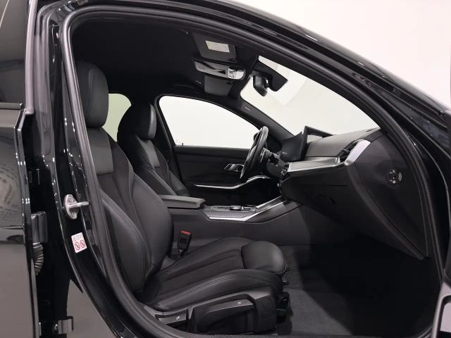 BMW 320 320e M-Sport xDrive