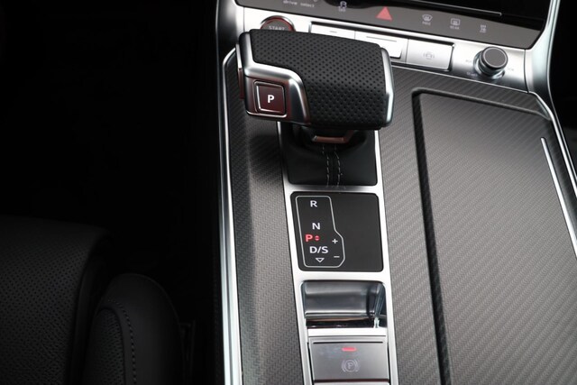 Audi A6 e-tron Avant Performance Quattro