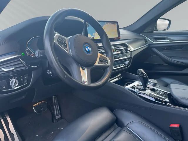 BMW 530 530e M-Sport Touring xDrive