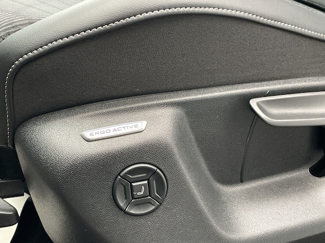 Volkswagen Tiguan 2.0 TDI Plus R-Line Style