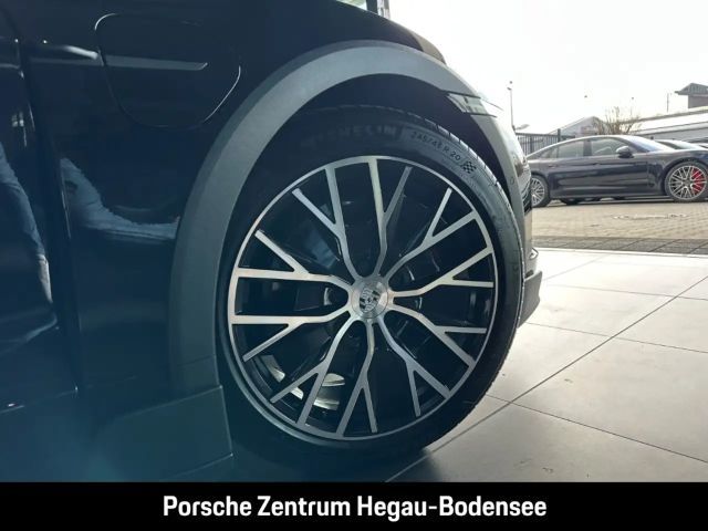 Porsche Taycan 4S Cross Turismo