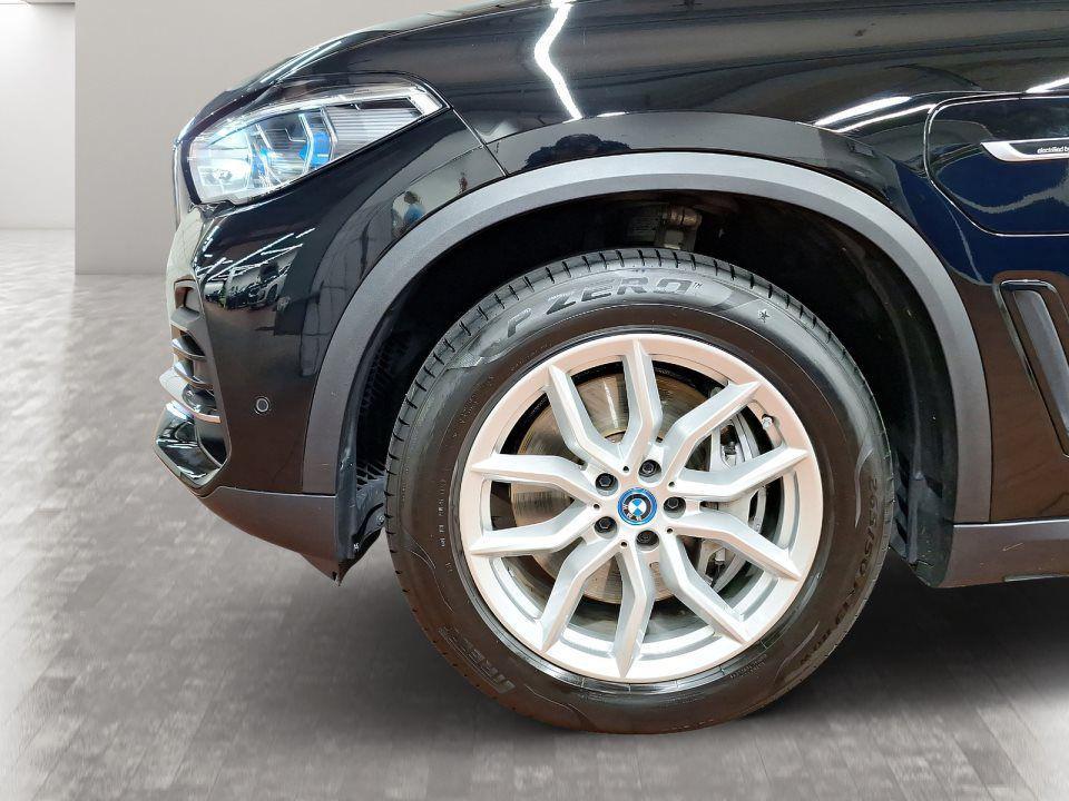 BMW X5 xDrive45e