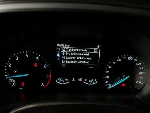 Ford Focus Cool & Connect