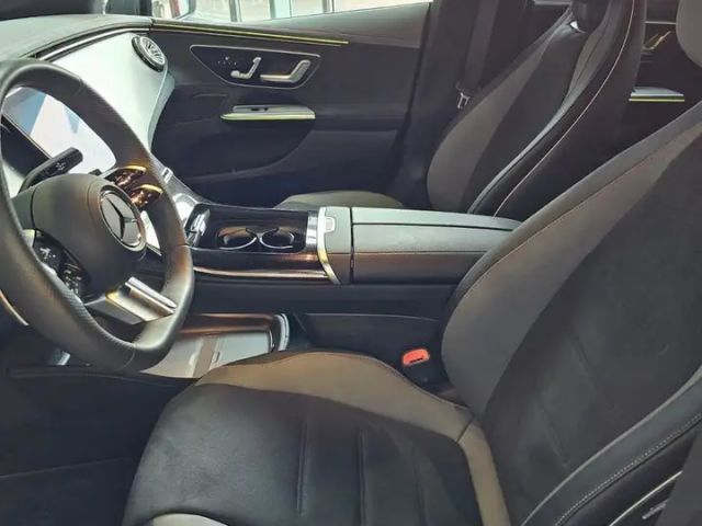 Mercedes-Benz EQE 350 AMG Line Sedan