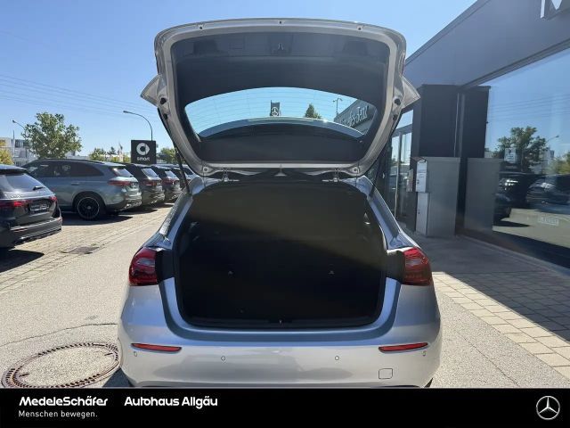 Mercedes-Benz A 180 Business Line Progressive