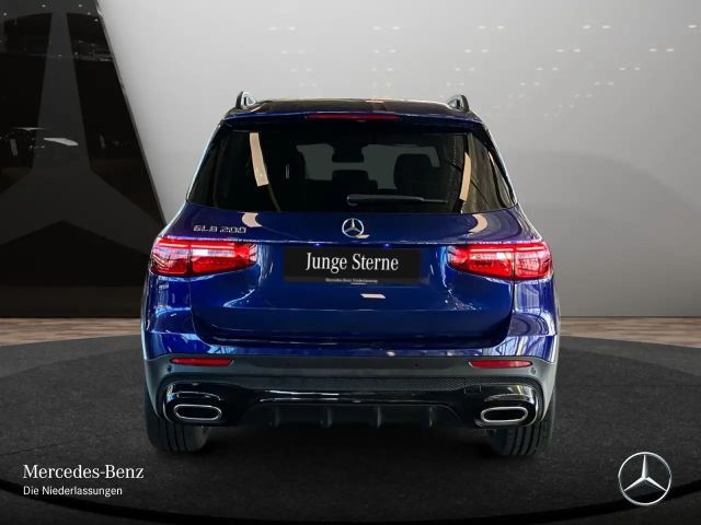 Mercedes-Benz GLB 200 AMG Line