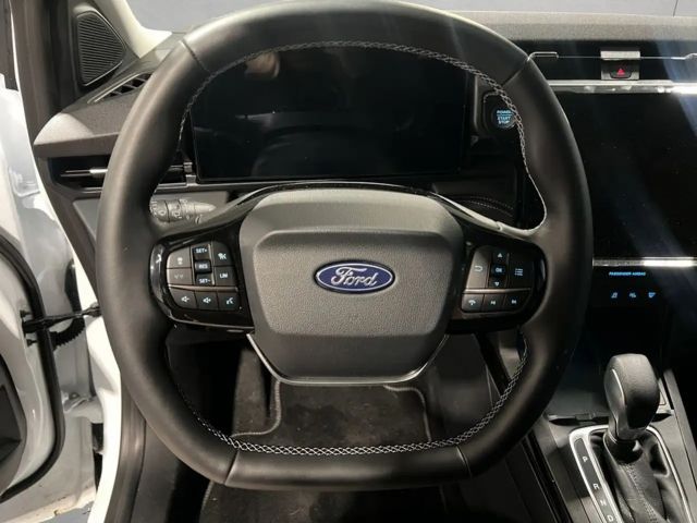 Ford Puma EcoBoost Titanium