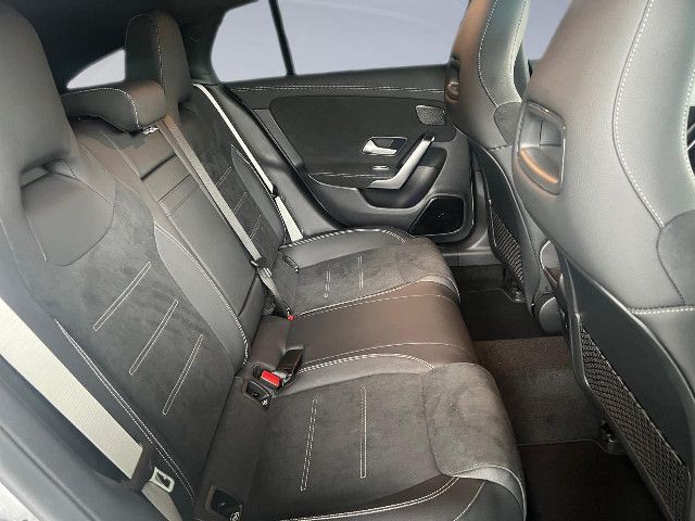 Mercedes-Benz CLA 200 Shooting Brake