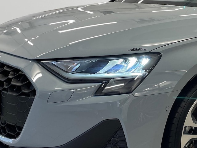 Audi A3 30 TFSI S-Tronic Sedan