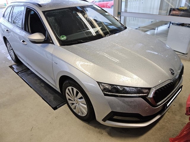 Skoda Octavia 2.0 TDI Clever Combi
