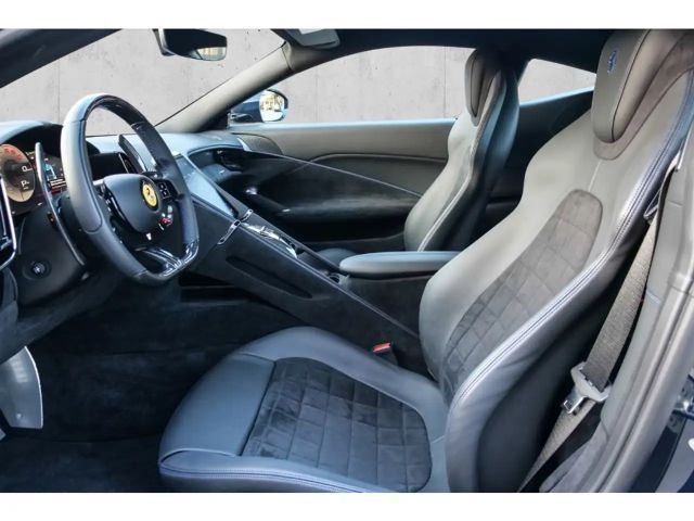 Ferrari Roma *1.Hd*Carbon+LED*MagneRide*Alcantara*