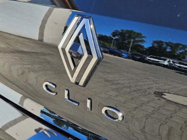 Renault Clio E-Tech Evolution Hybrid