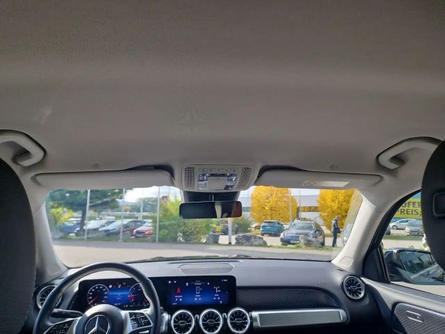 Mercedes-Benz GLB 180 GLB 180 d