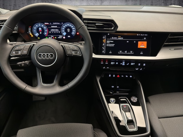 Audi A3 30 TFSI S-Tronic Sportback