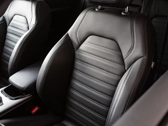 Alfa Romeo Stelvio AT8 Q4