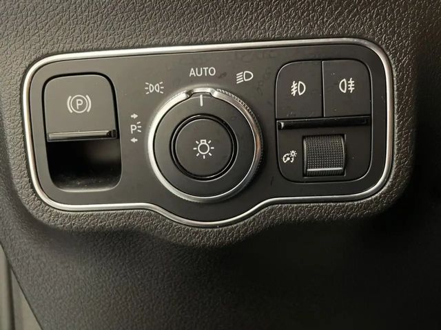 Mercedes-Benz GLB 200 GLB 200 d