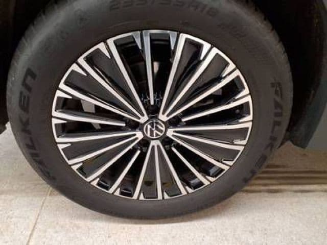 Volkswagen Tiguan 1.5 eTSI Plus