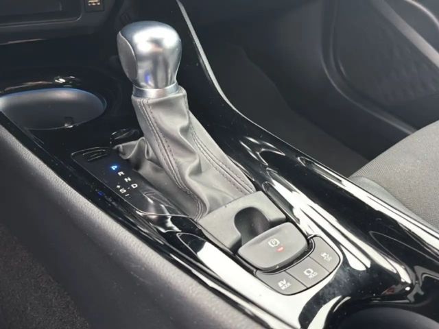 Toyota C-HR Hybride Team D