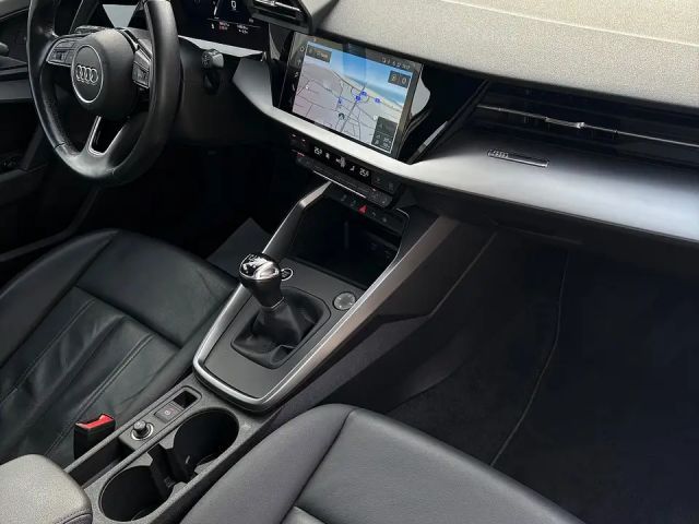 Audi A3 30 TDI Sedan