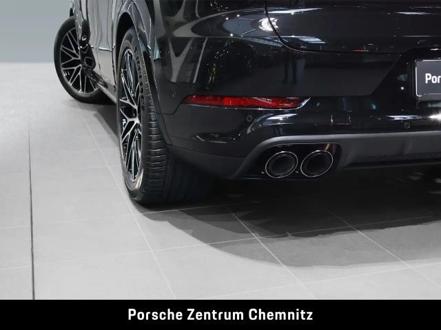 Porsche Cayenne Black Edition Coupé