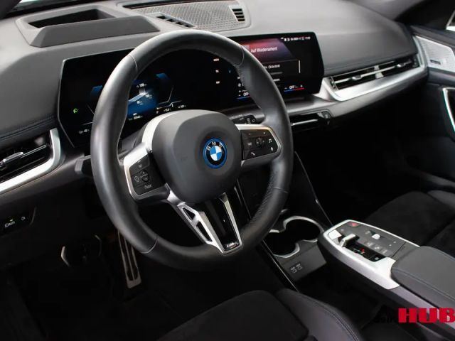 BMW iX1 xDrive30