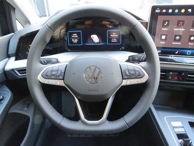 Volkswagen Golf 1.5 eTSI DSG Variant