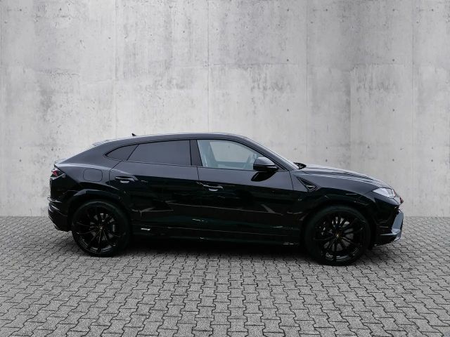 Lamborghini Urus S