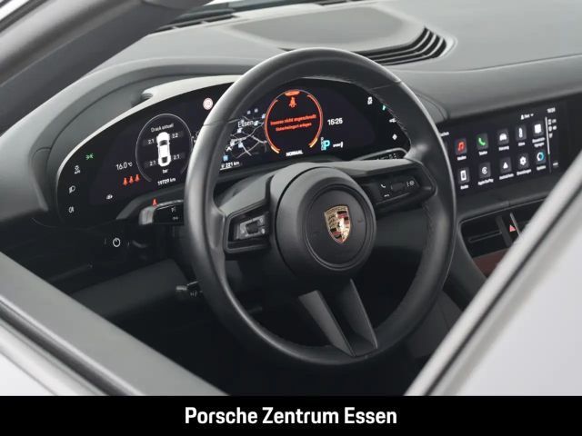 Porsche Taycan / Luftfederung,Hinterachsl.,Bose, Abstand,Panorama