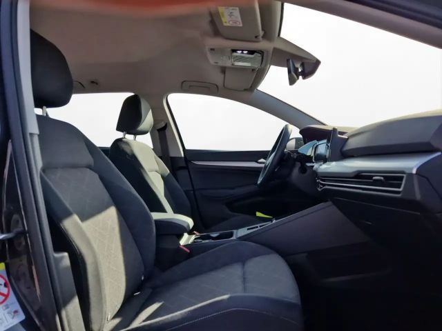 Volkswagen Golf 2.0 TDI DSG Golf VIII Variant