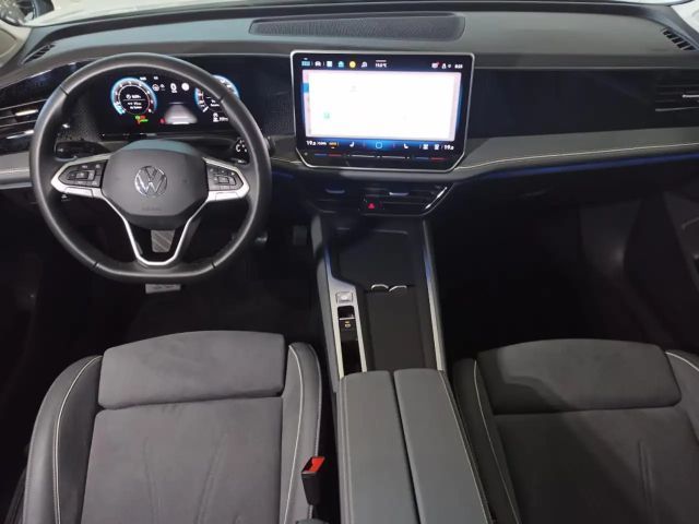 Volkswagen Passat 1.5 eTSI Business DSG