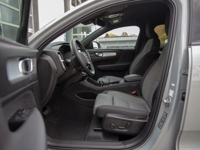 Volvo XC40 Business Dark Plus