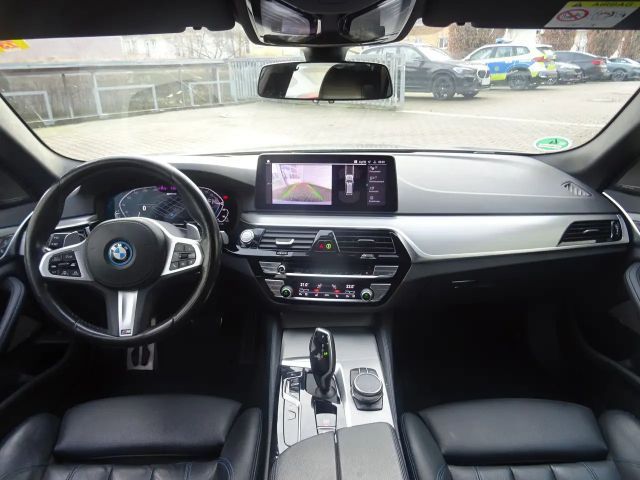 BMW 530 530e M-Sport Touring xDrive