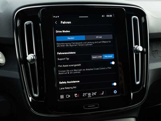 Volvo XC40 Plus Recharge