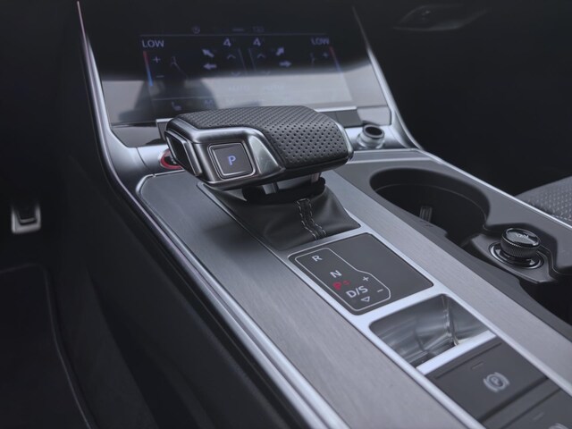 Audi S6 Avant Quattro