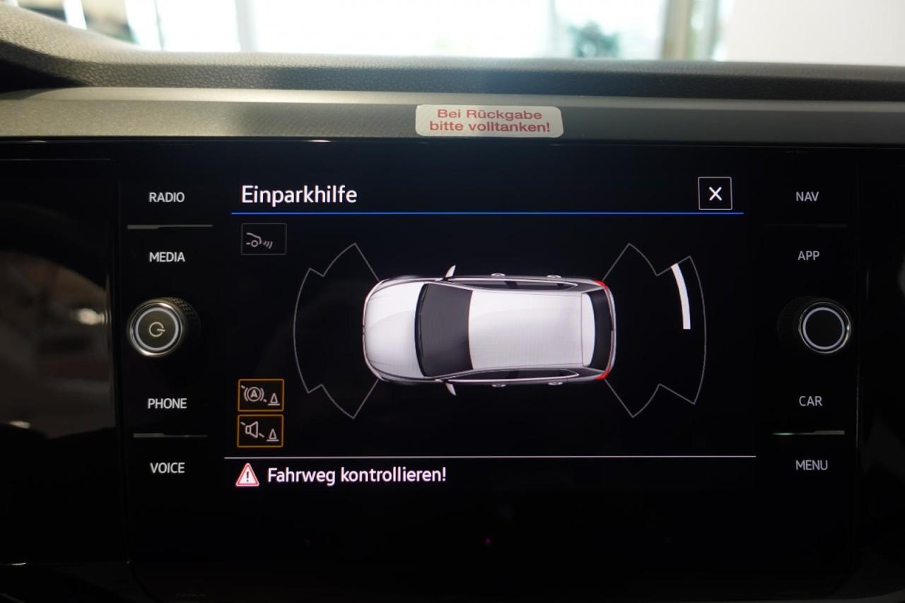 Volkswagen Polo 1.0 TSI DSG R-Line