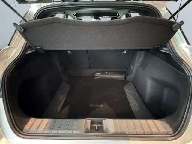 Lexus LBX FWD *LED*Kamera*CarPlay*ACC*SHZ*PDC*SmartKey*