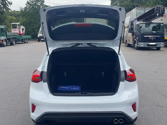 Ford Focus EcoBoost ST Line