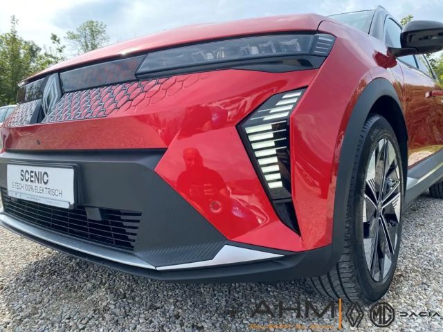 Renault Scenic E-Tech Iconic