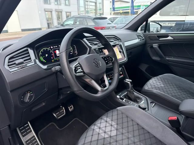 Volkswagen Tiguan 4Motion DSG IQ.Drive R-Line