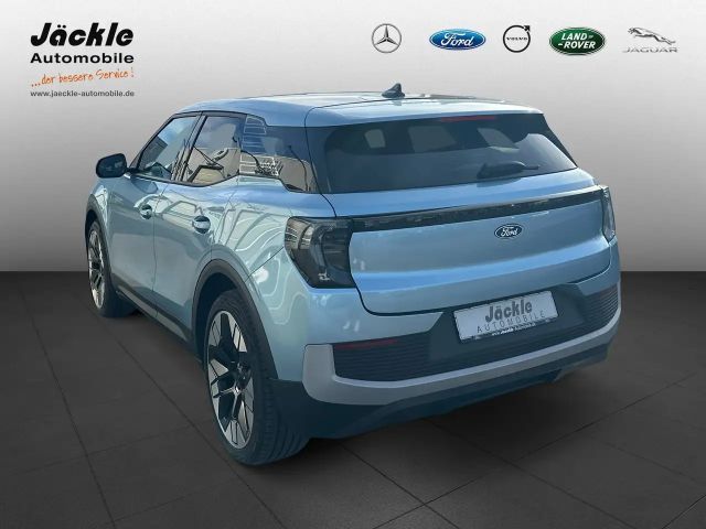 Ford Explorer Premium RWD