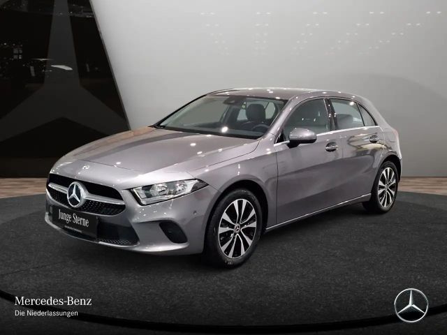 Mercedes-Benz A 250 A 250 e Style