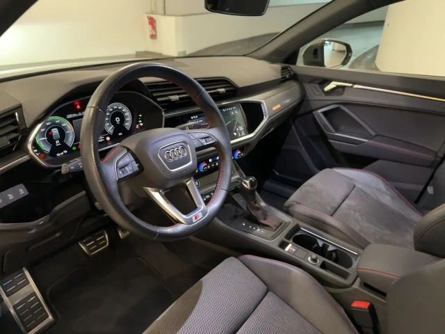 Audi Q3 45 TFSI Hybride S-Line