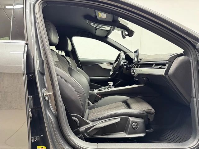 Audi A4 40 TFSI Avant Quattro S-Tronic