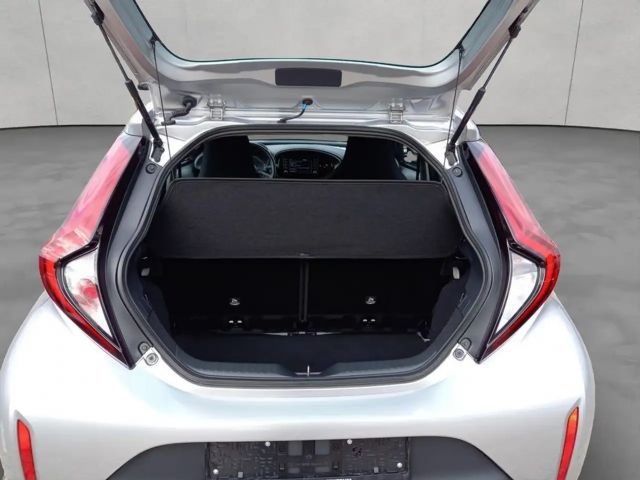 Toyota Aygo X Hatchback Play X-play