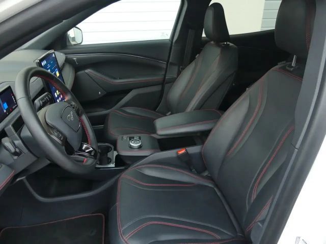 Ford Mustang Mach-E AWD Premium